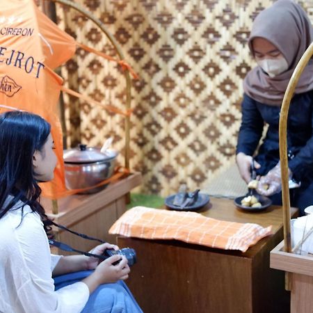 Metland Hotel Cirebon Dış mekan fotoğraf
