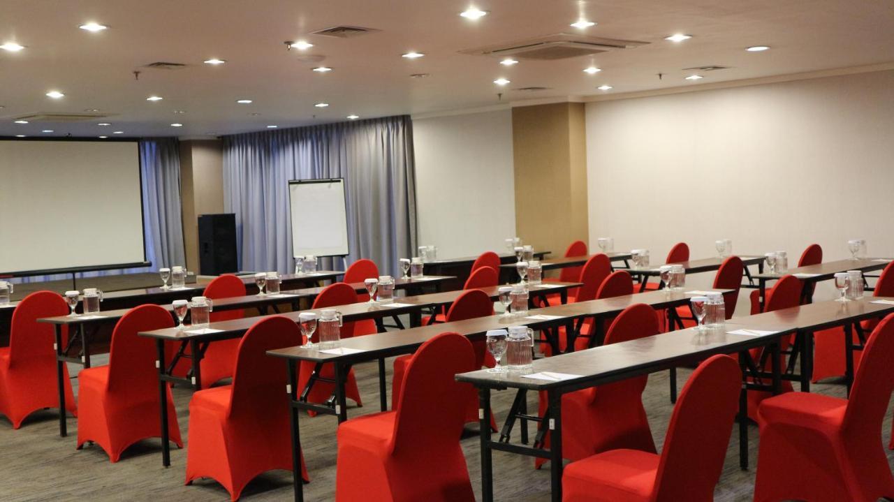 Metland Hotel Cirebon Dış mekan fotoğraf