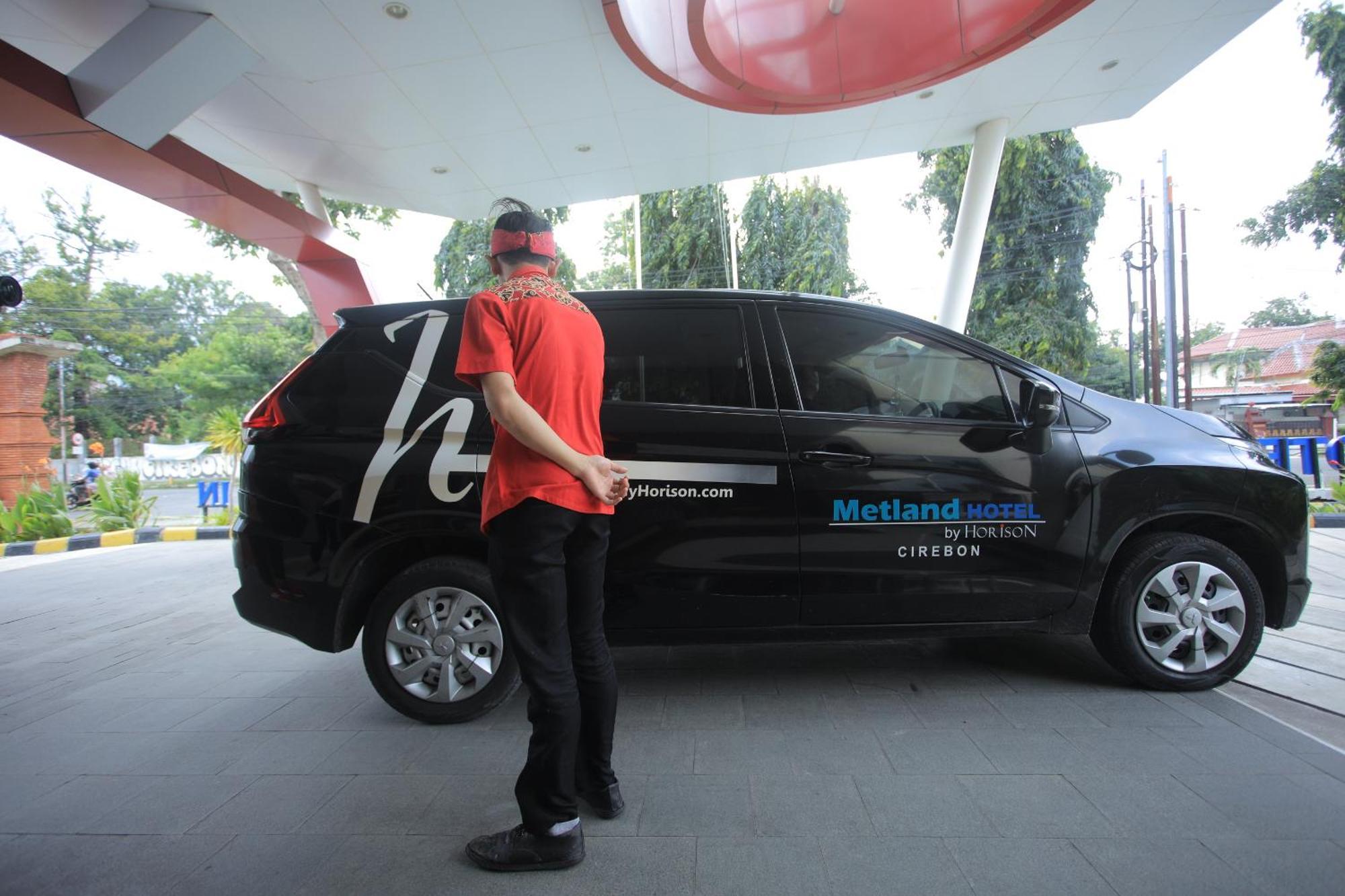 Metland Hotel Cirebon Dış mekan fotoğraf