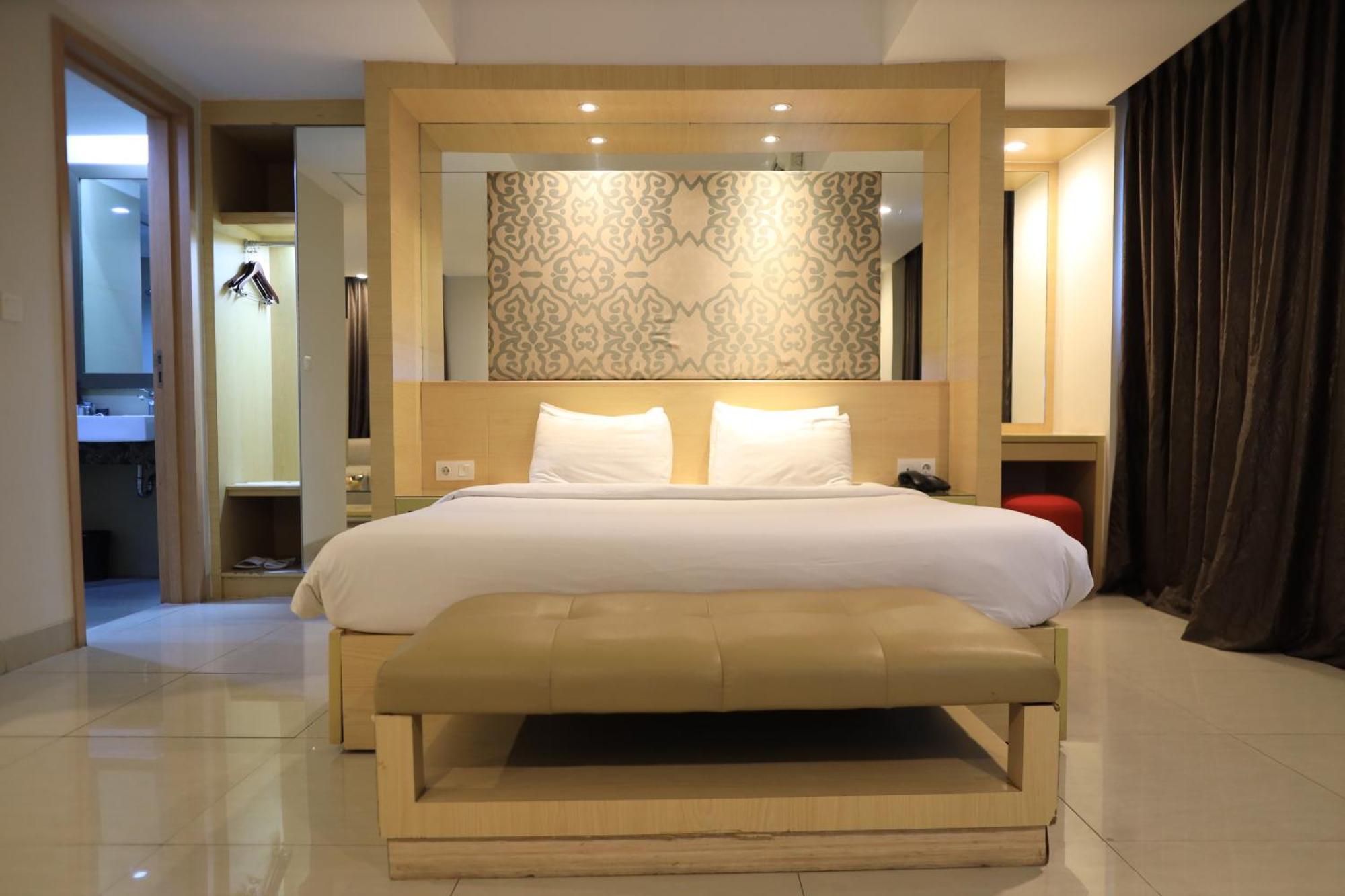 Metland Hotel Cirebon Dış mekan fotoğraf